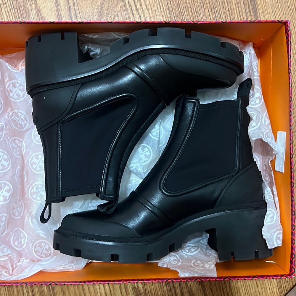 Tory Burch ankle boot